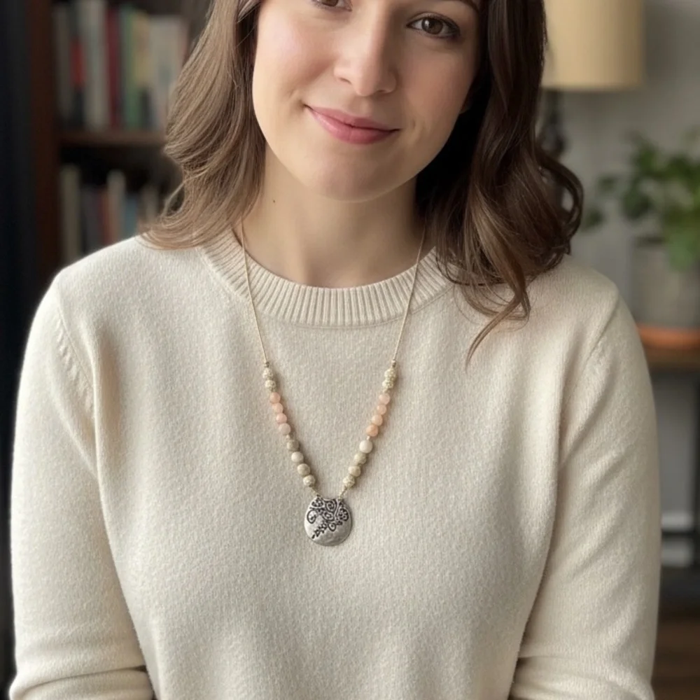 J. Jill Adjustable Beaded Pendant Necklace. (BJ111) - Picture 5 of 7